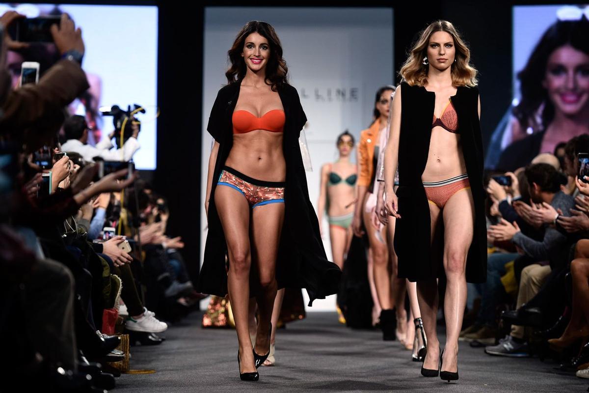 El desfile de maquillaje de Maybelline y Bloomers&amp;Bikini