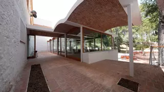 La apertura del albergue del Termet de Vila-real, a expensas del mobiliario