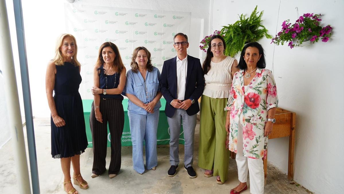 Participantes en la firma del convenio.