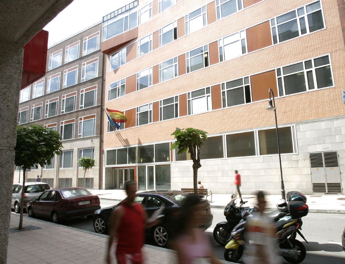EDIFICIO DE LOS JUZGADOS DE AVILES