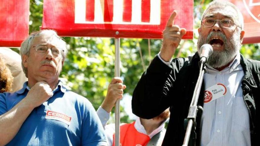 Ignacio Fernández Toxo y Cándido Méndez, en los actos del Primero de Mayo en Valencia.