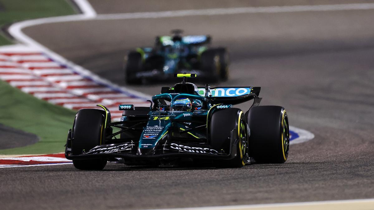 Alonso y Stroll, los m芍s lentos con el AMR25 en Bahrein