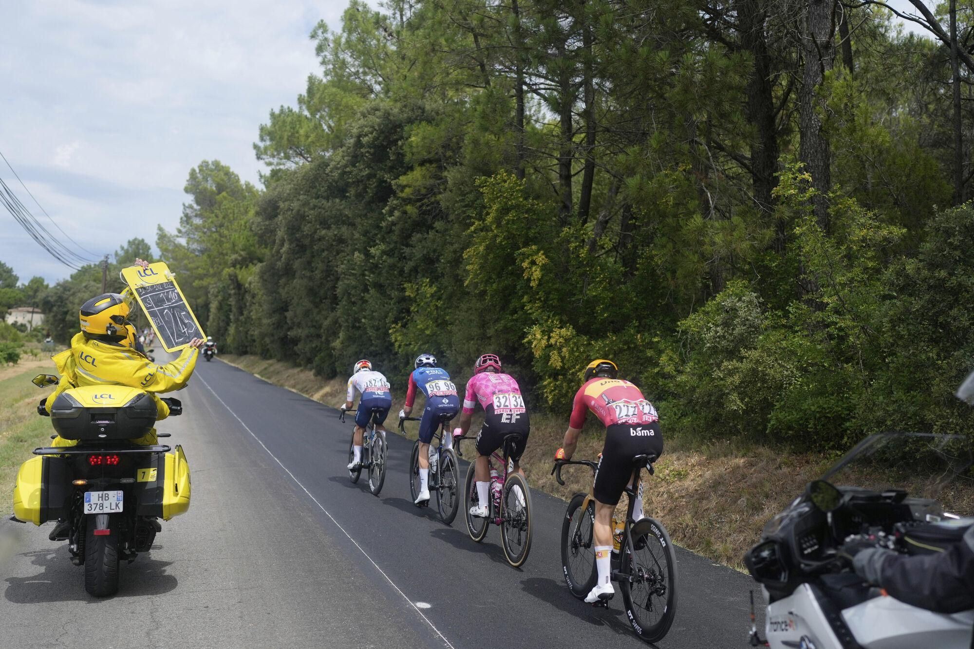 La etapa 17 del Tour de Francia, en imágenes