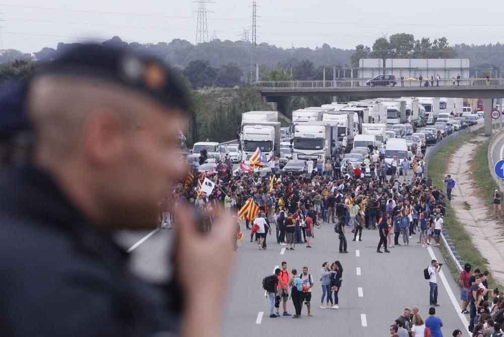 Tall de l'autopista AP-7 a Girona sud per protestar per la sentència del procés