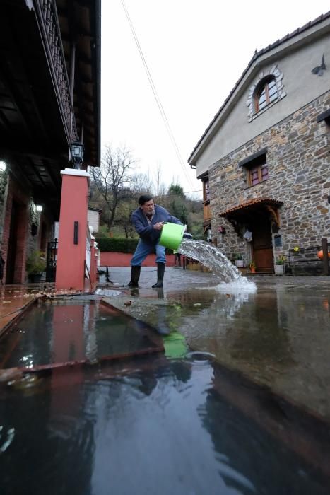 Los efectos del temporal "Ana" en Asturias
