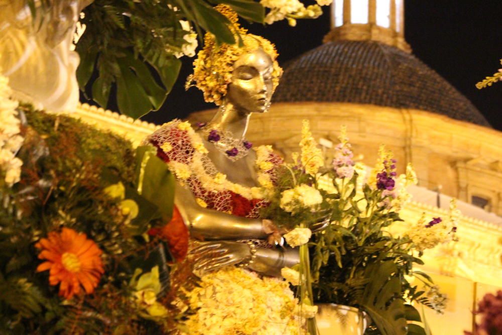 Así son las canastillas y el manto de la Ofrenda