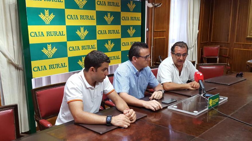 Participantes en el acto de presentación del Campeonato