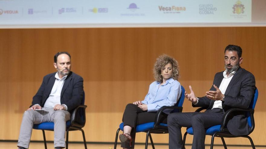 La Generalitat pide a los ayuntamientos que premien en los contratos de recogida de residuosla recogida selectiva