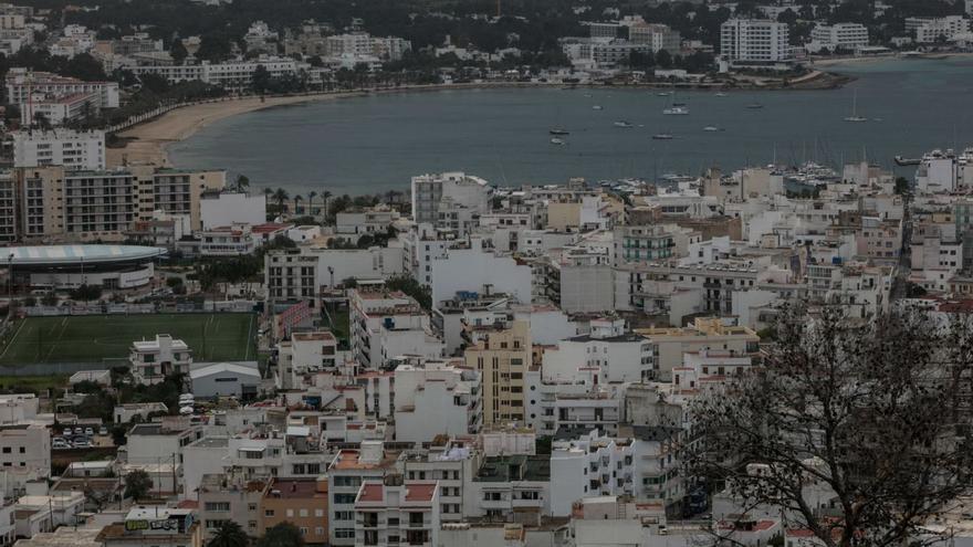 Vista aérea de la bahía de Portmany.