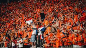 Aficionados de la selección de Países Bajos, en un partido de la Eurocopa.