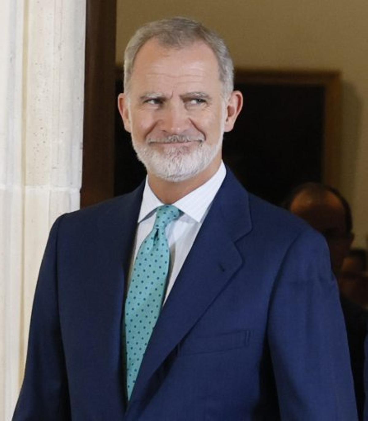 Felip VI truca a Vivas per mostrar el "suport" d’Espanya a la ciutat