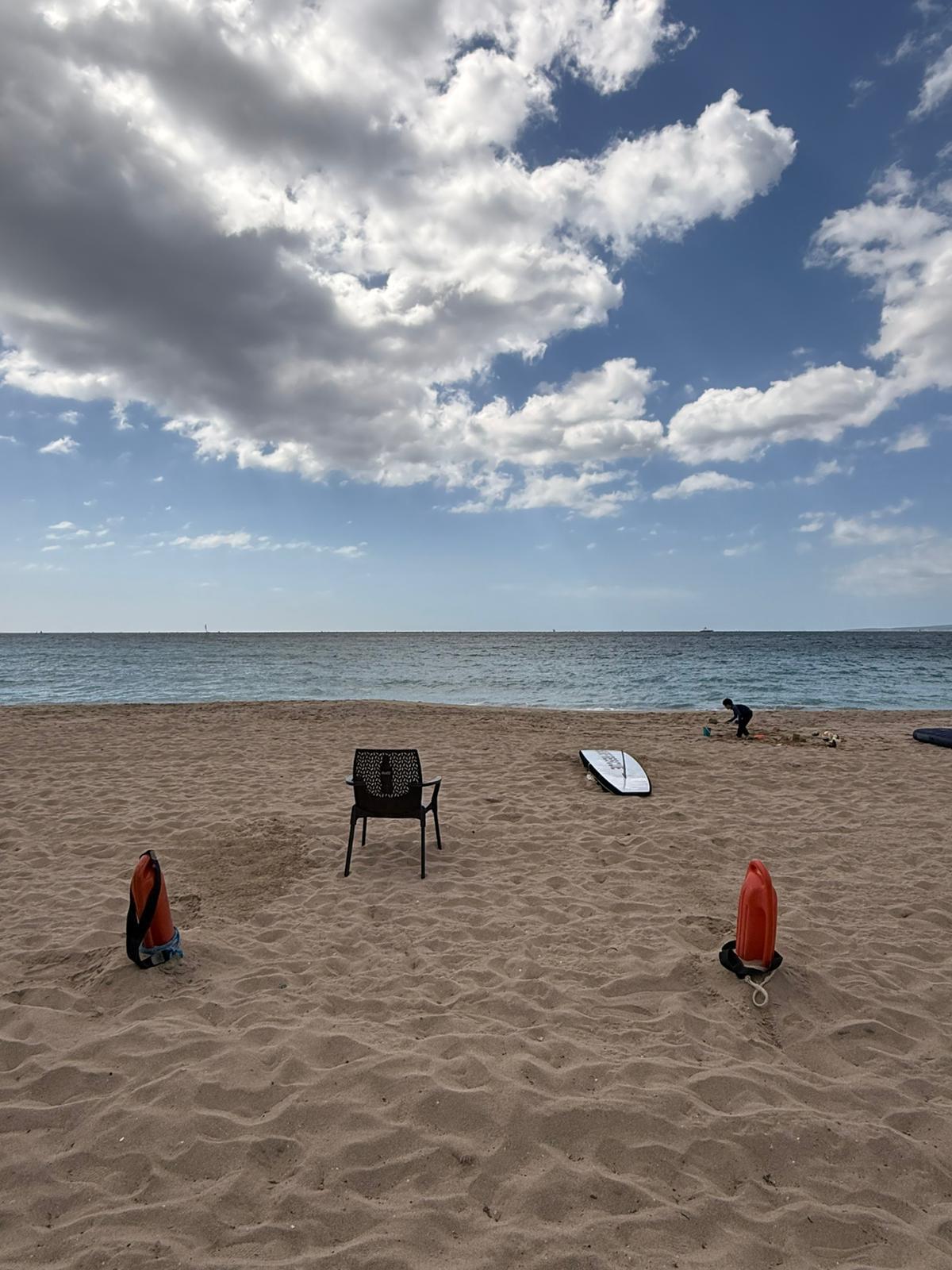 Los socorristas denuncian las graves carencias con las que ha empezado la temporada en las playas de Palma