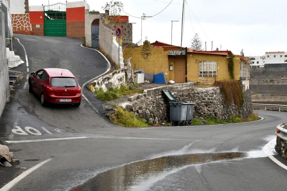 Carretera que sube a Caserones desde la calle Ceres