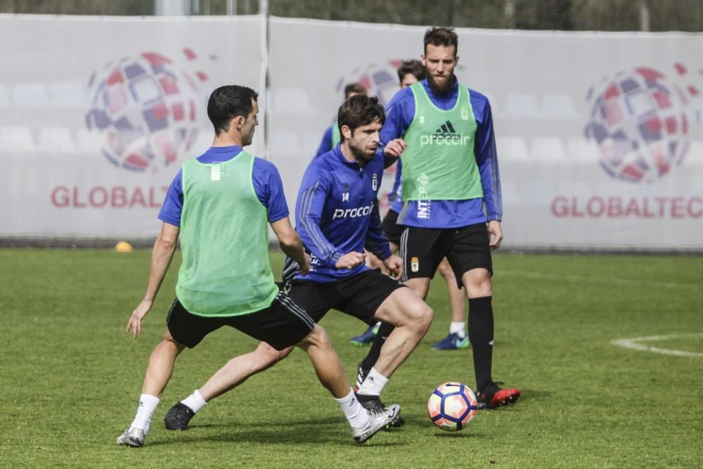 Entrenamiento del Real Oviedo en El Requexón