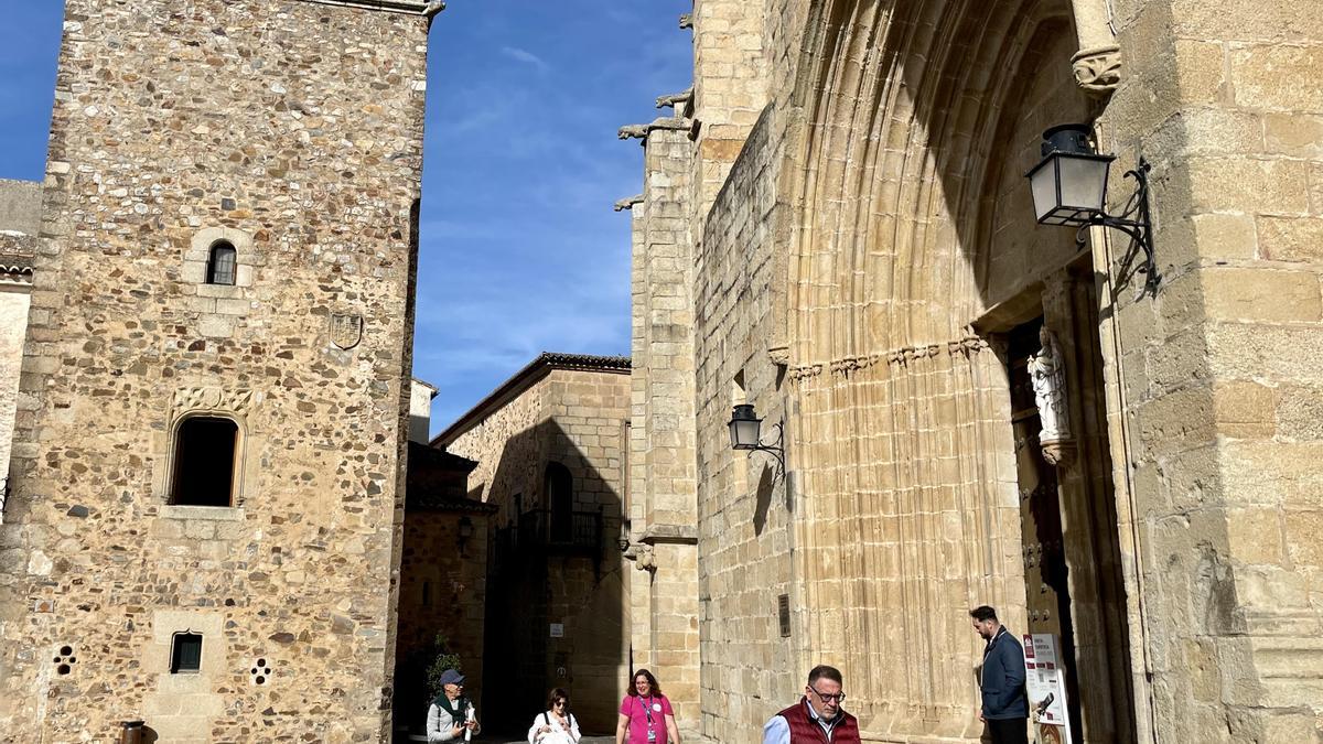 Santa María. La biblioteca gastronómica se ubicaría en esta torre del casco antiguo.