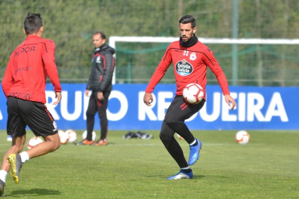 Tras un fin de semana de descanso debido a la expulsión del CF Reus,  los jugadores continúan con la preparación física y mental para recibir a la UD Almería en Riazor.