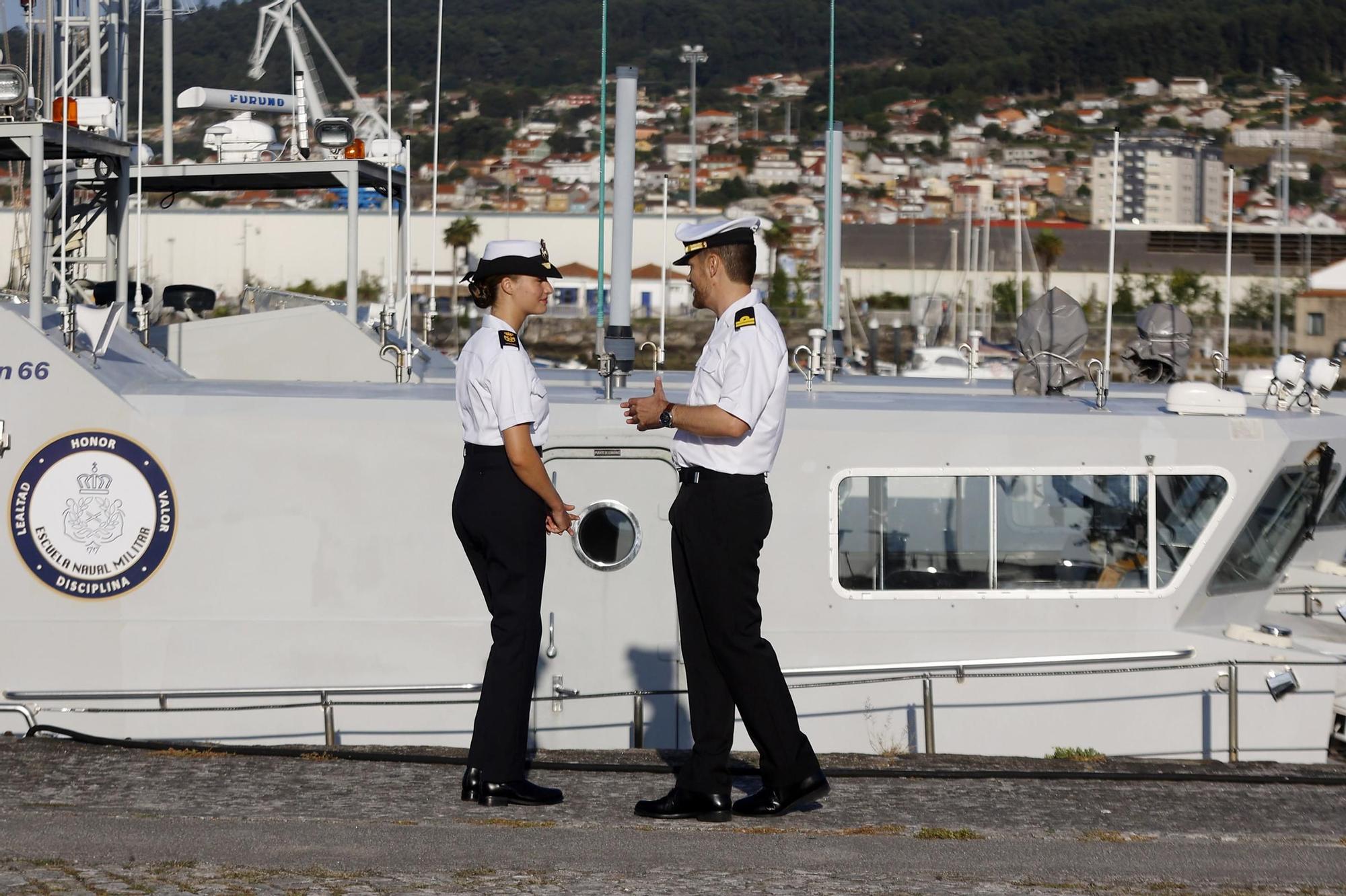 Leonor conoce de primera mano la Escuela Naval de Marín