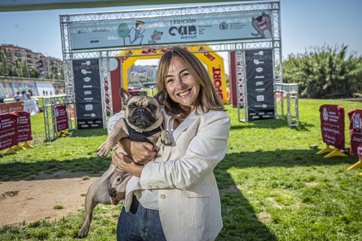 CAN WE RUN BARCELONA. La carrera organizada por Prensa Ibérica y El Periódico de Catalunya con la colaboración de Sport ,  donde las personas y sus mascotas perrunas corren en familia