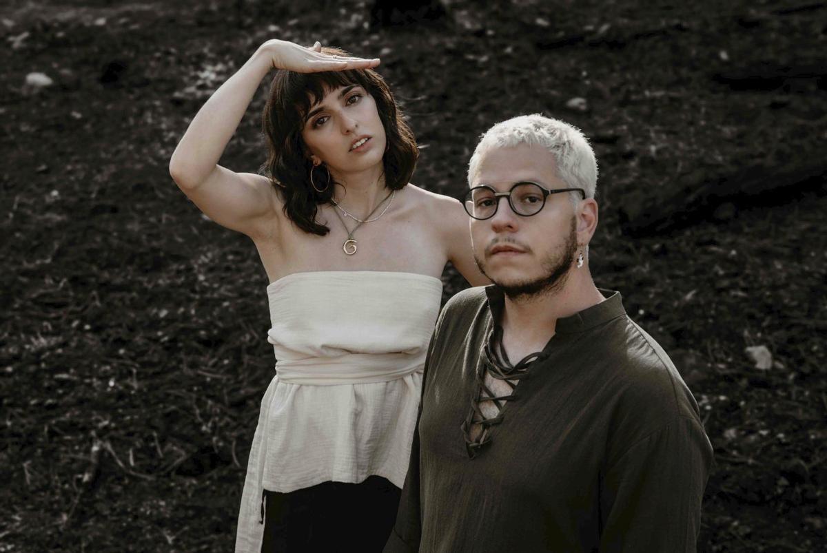 Sandra Merino y Álex Gallego están ganándose su espacio en el panorama musical español. | MARÍA BENÍTEZ