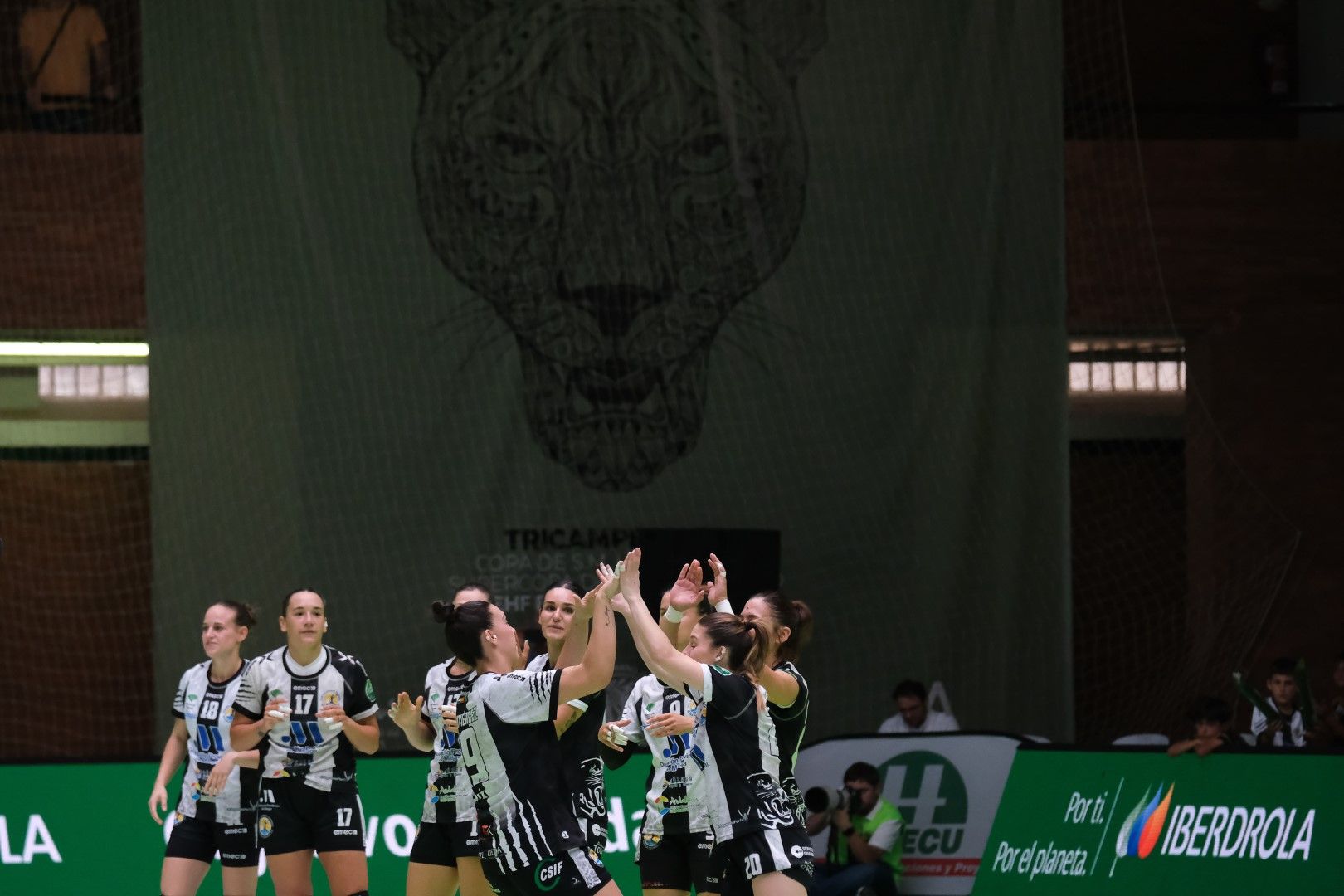 Segundo partido del play off final de la Liga Guerreras Iberdrola: Balonmano Costa del Sol - CBM Elche