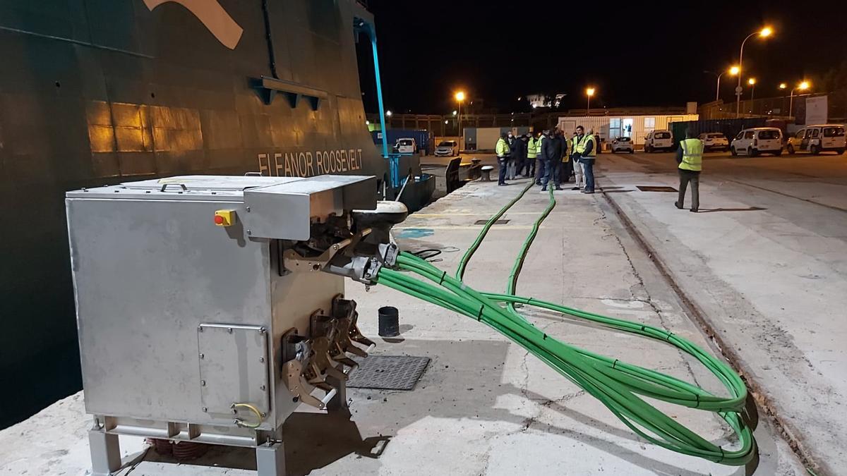 El puerto de Palma ya está preparado para que los ferris puedan conectarse a la red eléctrica durante su estancia.