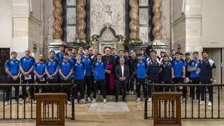 El Hércules peregrina a la Santa Faz y pide el milagro del ascenso