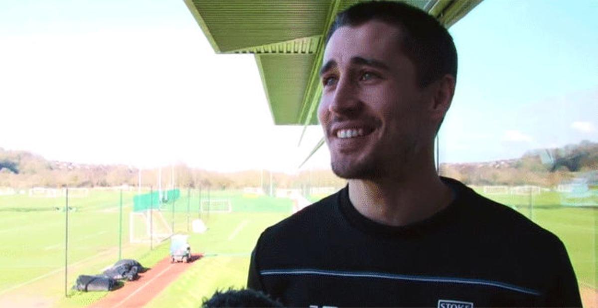 Bojan, feliz tras renovar con el Stoke City