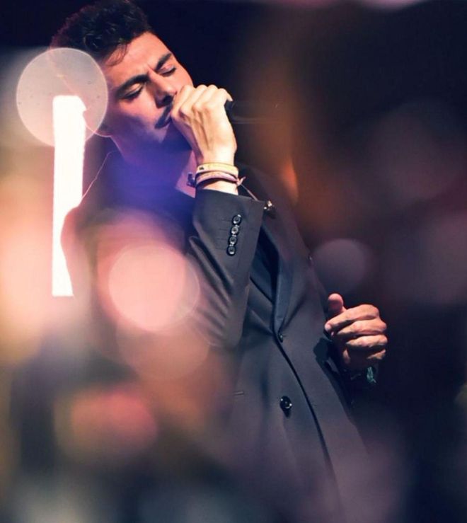 "En mi música intento hacer lo que siento en cada momento, lo que me sale de corazón"