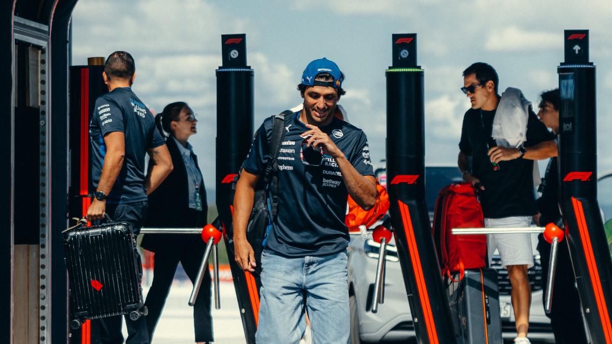 Carlos Sainz llega al circuito Hungaroring este jueves