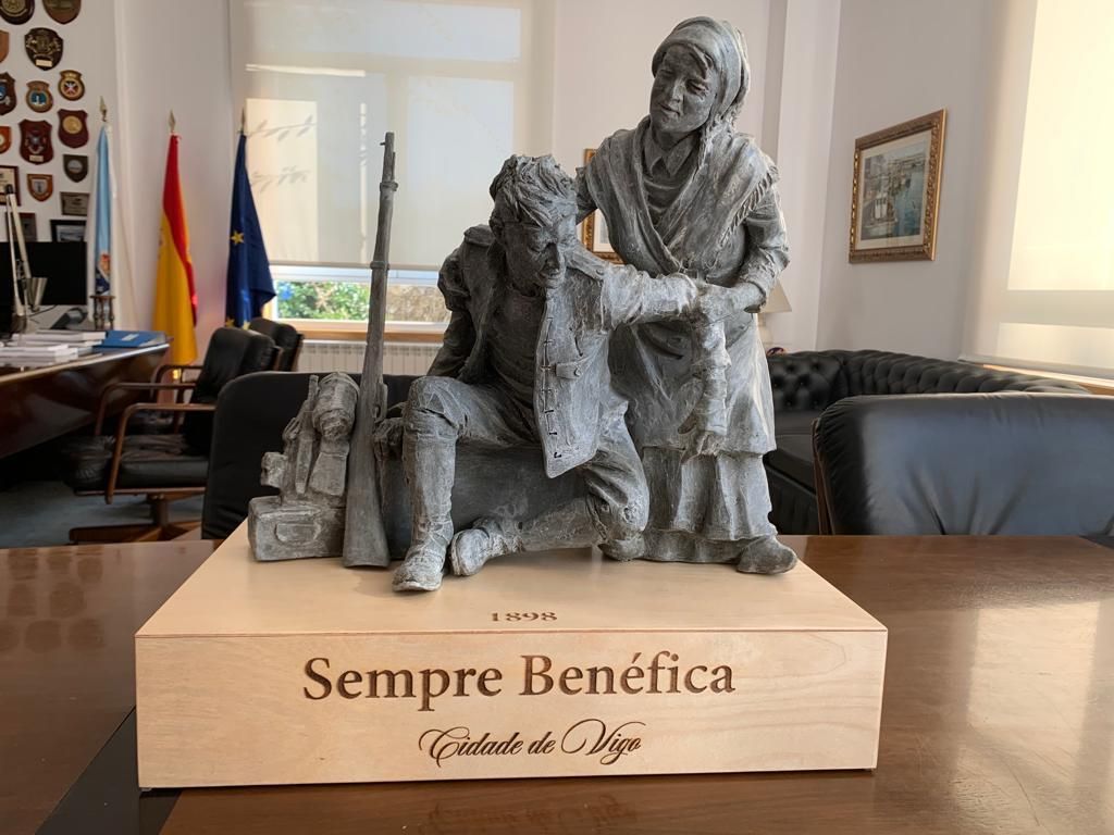 Escultura &quot;Sempre Benéfica&quot;