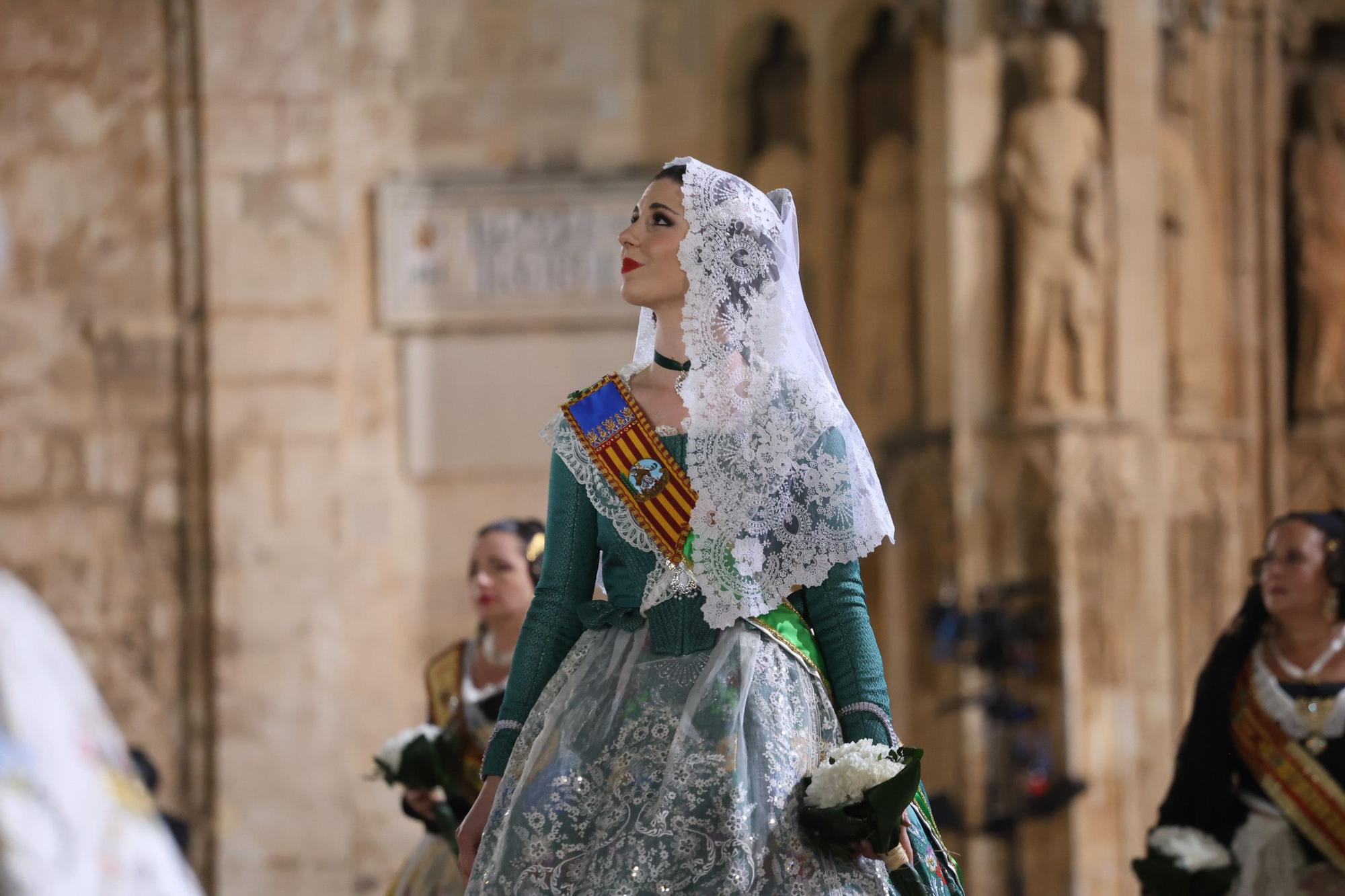 Búscate en el segundo día de la Ofrenda en la calle San Vicente entre las 21 y las 22 horas