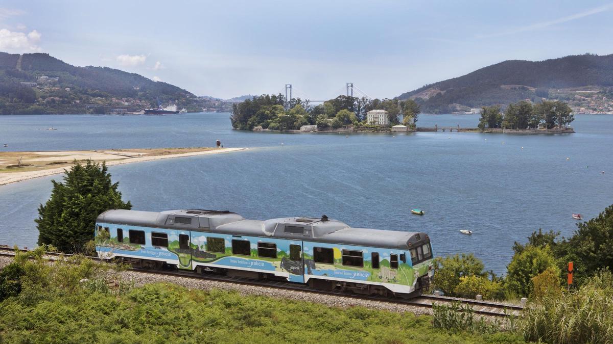 TRENES TURÍSTICOS GALICIA BILLETES | Galicia activa sus trenes turísticos: así son las rutas entre faros, viñedos y acantilados disponibles desde hoy