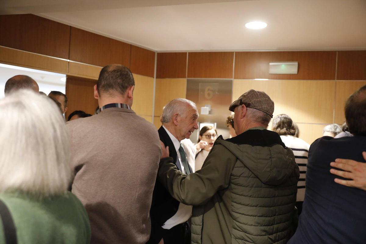 EN IMÁGENES: Multitudinario adiós a la química María Rosa Fernández, mujer del exrector Gotor