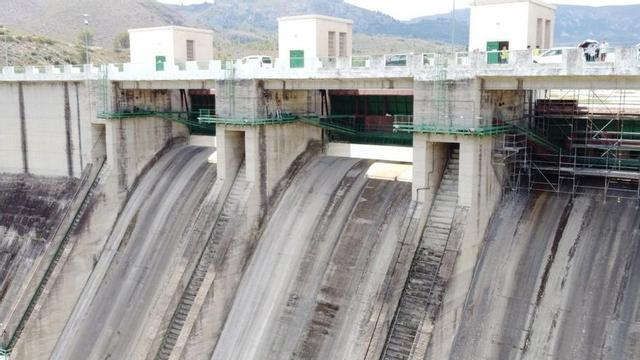 El riesgo de lluvias explosivas obliga    a reforzar la seguridad de 58 presas