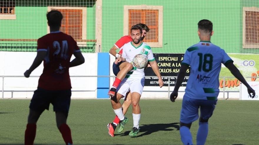 El Castellonense logra su primer punto en la tercera jornada contra otro recién ascendido (0-0)