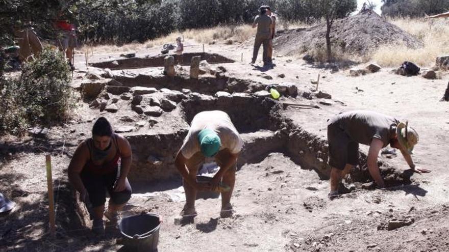 Anterior campaña de excavación realizada en el yacimiento de Santa Eulalia de Tábara.