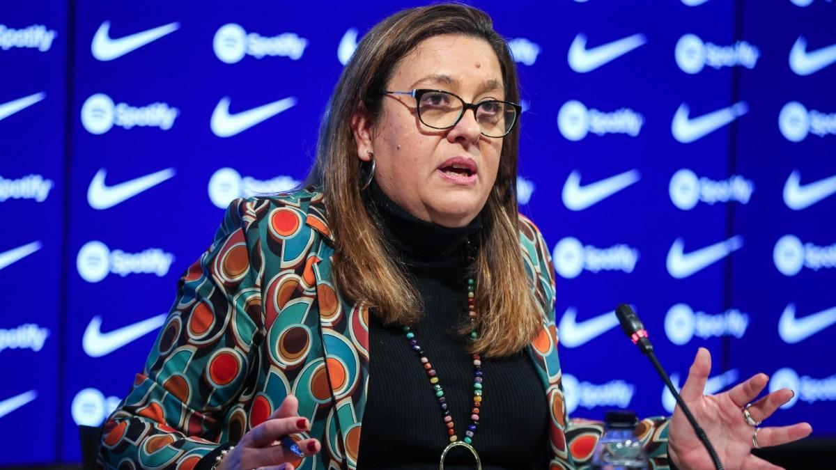 Elena Fort, en rueda de prensa: ""Estamos haciendo realidad el sueño de tener un campo a la altura del Barça"