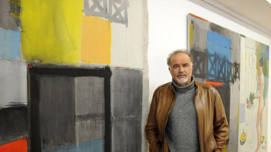 Quintana Martelo, en una muestra en el museo. | | BERNABÉ/JAVIER LALÍN