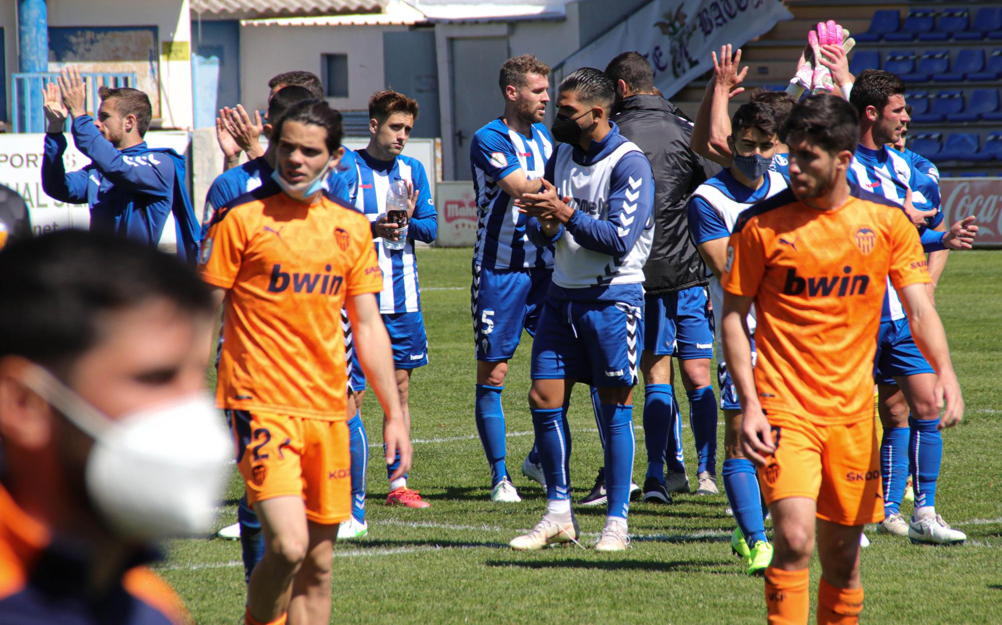 Las imágenes del Alcoyano - Mestalla