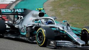 zentauroepp47742384 mercedes  finnish driver valtteri bottas takes a corner duri190414070722