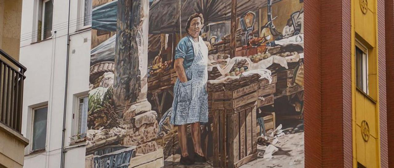 María Jovellanos García, nel mural allugáu na cai Azcárraga. | Parees