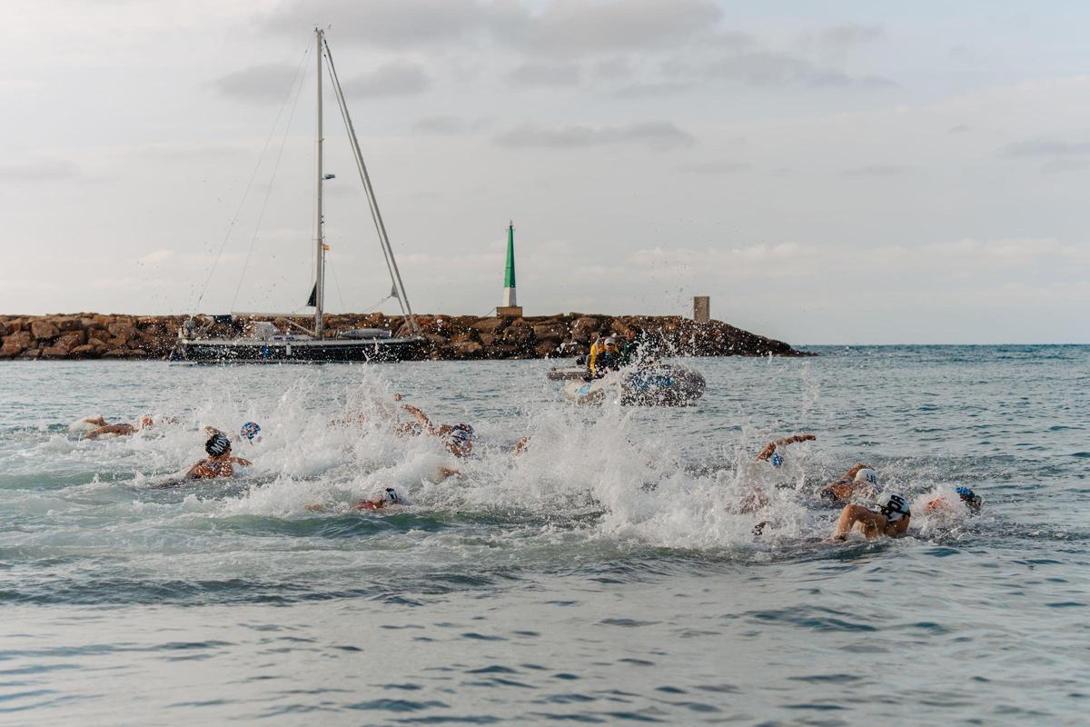 Imágenes del knockout sprint de la Copa del Mundo de aguas abiertas en Santa Eulària Imágenes del knockout sprint de la Copa del Mundo de aguas abiertas en Santa Eulària