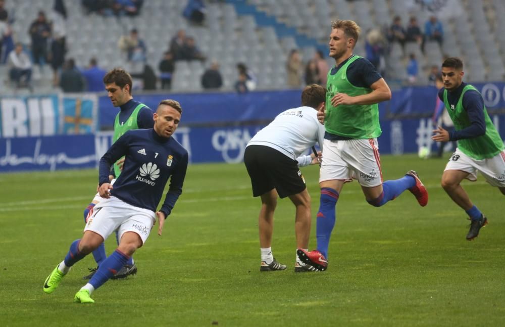 El partido entre el Real Oviedo y el Real Valladolid, en imágenes