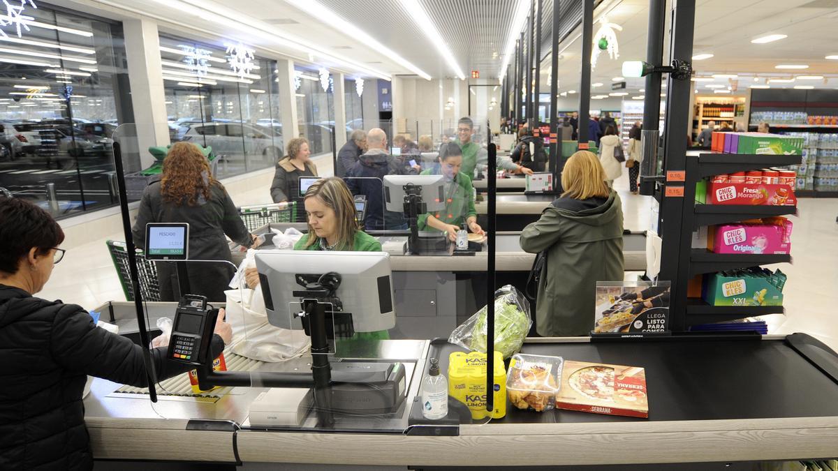 Interior de un establecimiento de Mercadona