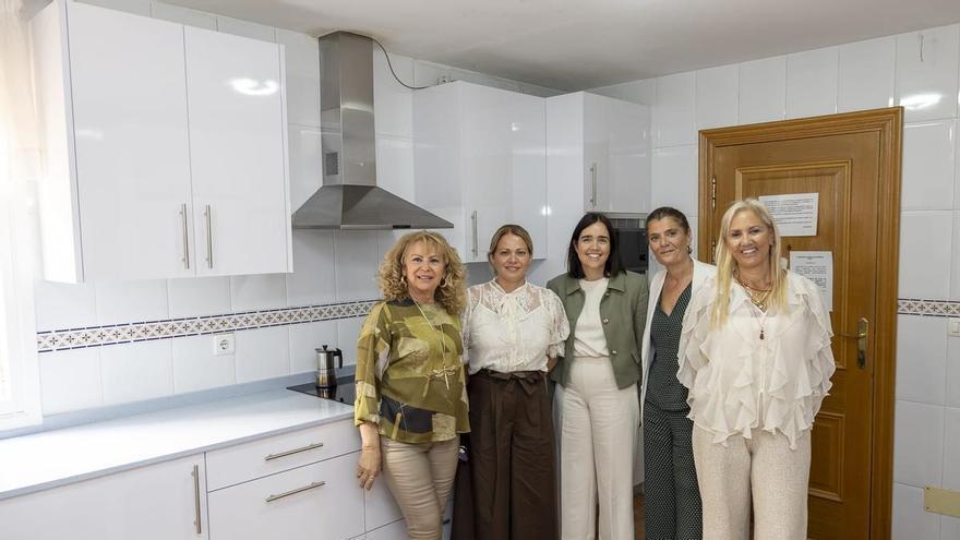La Fundación DinoSol y Alejandro Da Silva inauguran el comedor cocina de la Casa Hogar de la ong de atención a menores con leucemia y sus familiares
