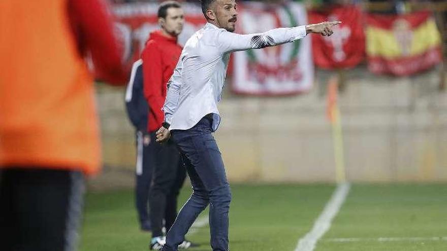 Rubén de la Barrera, en el Cultural-Sporting de la primera vuelta.