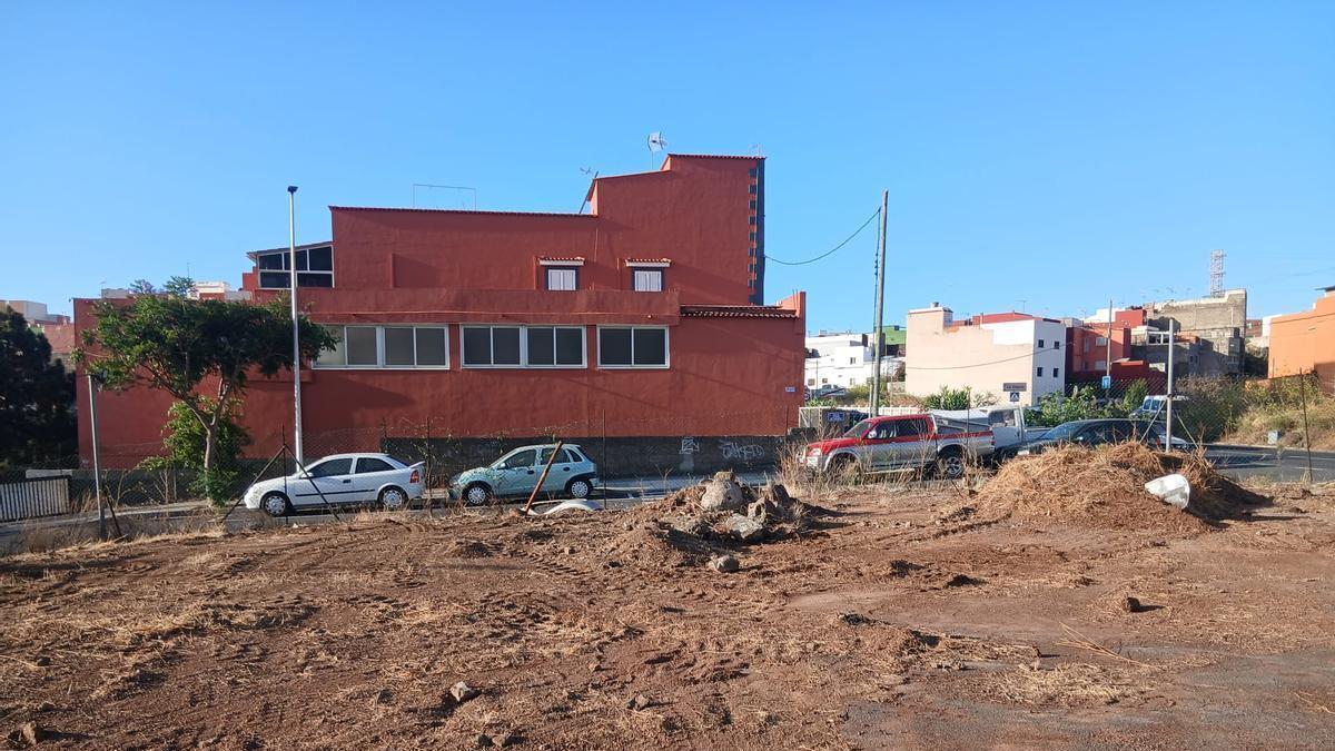 Nuevos aparcamientos en la entrada de Valle Tabares