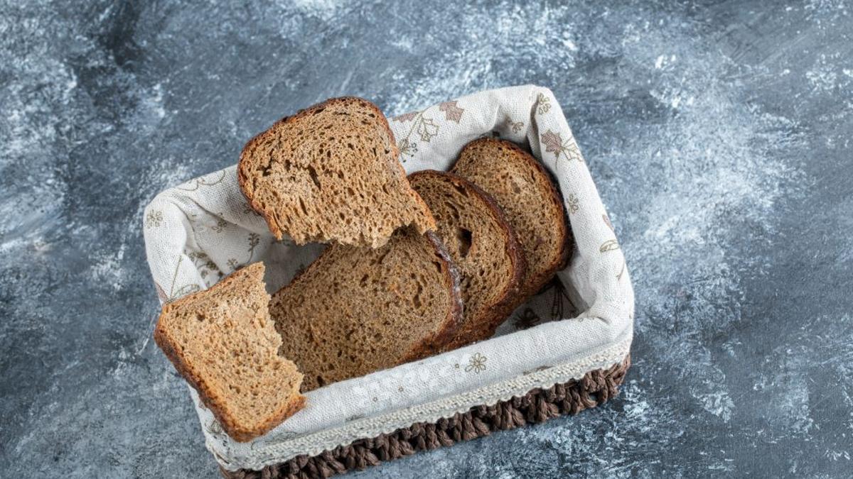 És saludable congelar el pa? Aquesta és la resposta d'un endocrí