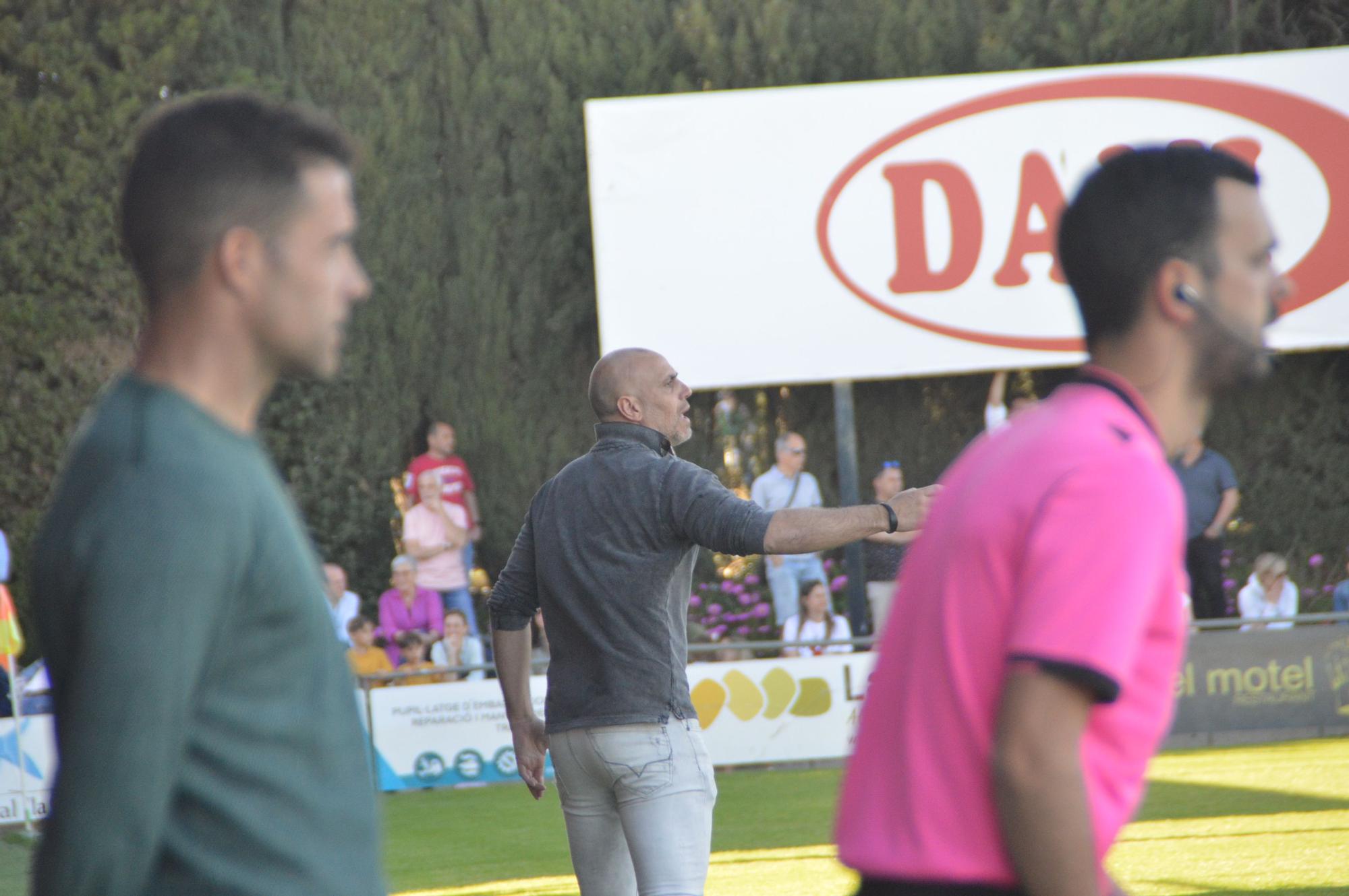 El Figueres s'emporta el duel comarcal de Tercera guanyant a Peralada (1-2)