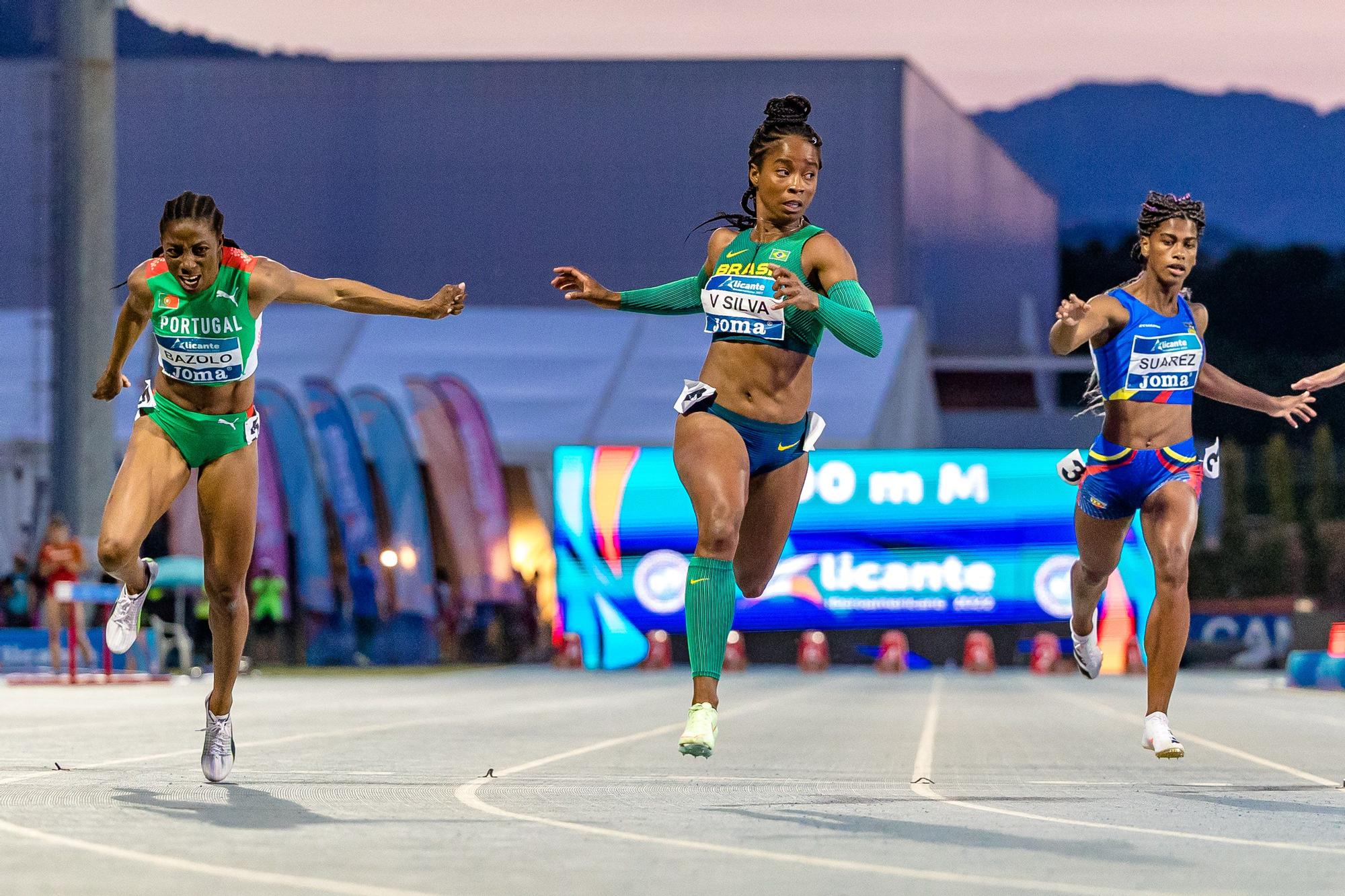 España terminó en primera posición del XIX Campeonato Iberoamericano de Atletismo “Alicante 2022”. El atleta de Onil Eusebio Cáceres se reencuentra con sus mejores sensaciones y gana en La Nucía con un salto de 8,05 metros.